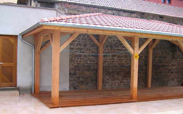 Pergola en Bois sur st Etienne